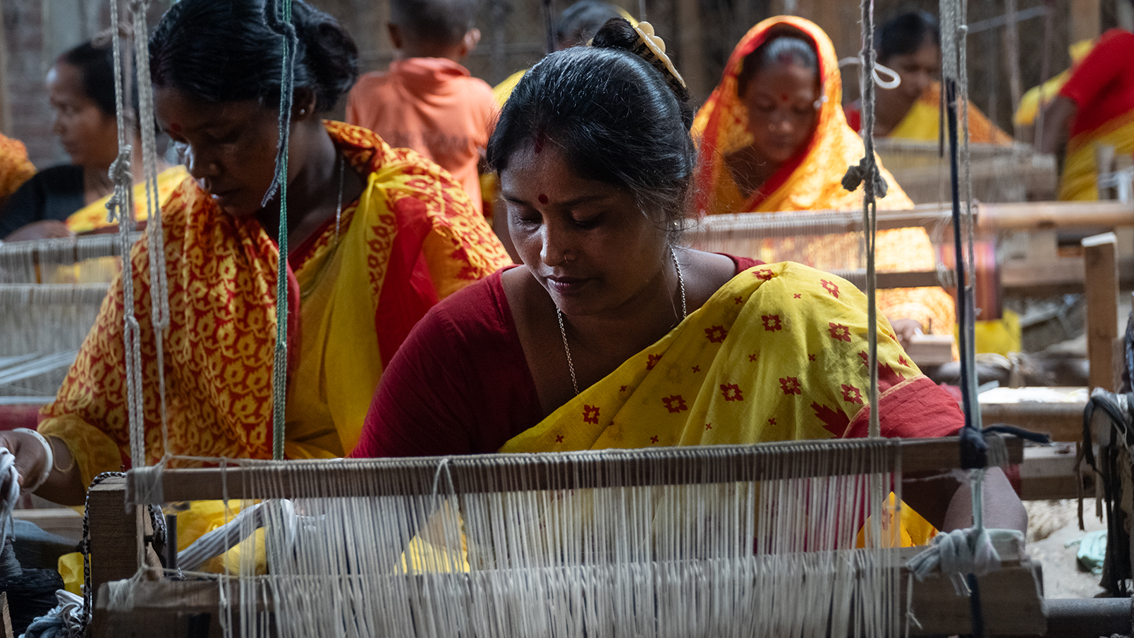 Transforming Textile Production: Women's Training in Circular Bedding Manufacturing from Garment Waste